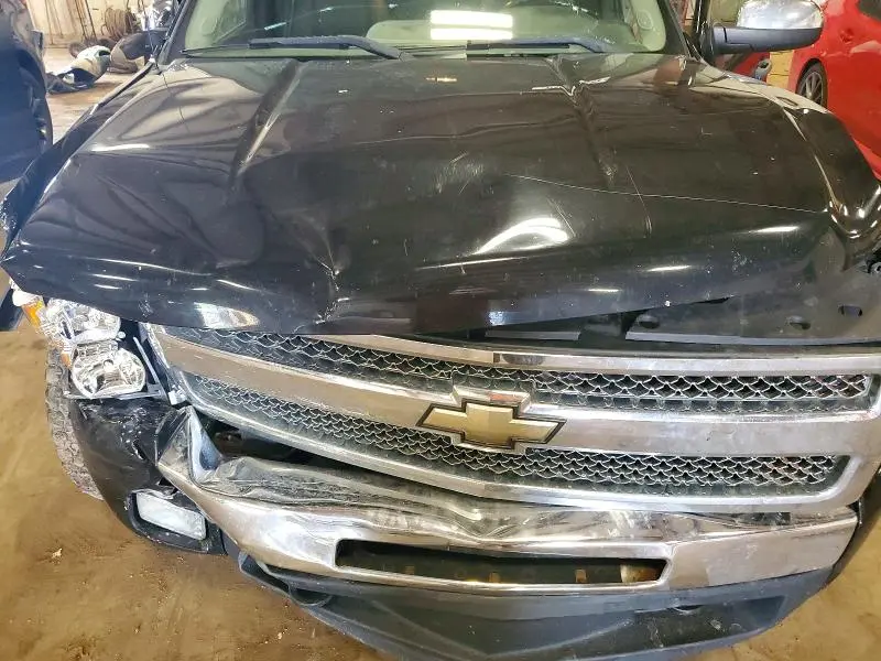 2011 CHEVROLET SILVERADO K1500 LT  