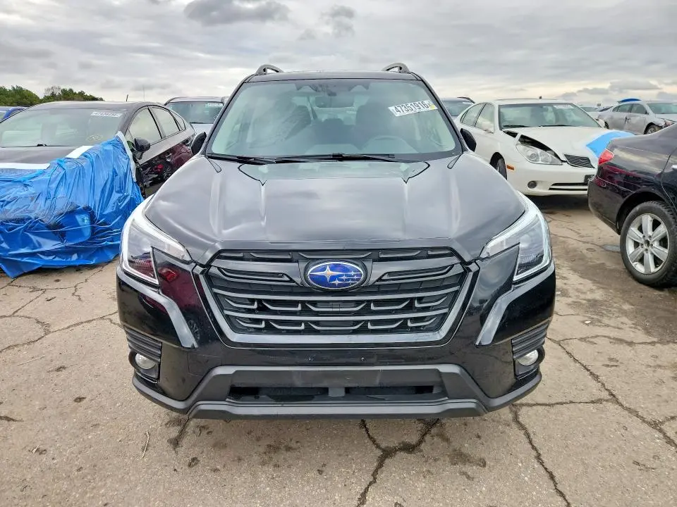 2022 SUBARU FORESTER PREMIUM  