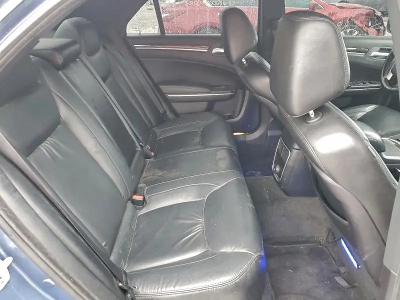 2011 CHRYSLER 300 LIMITED  