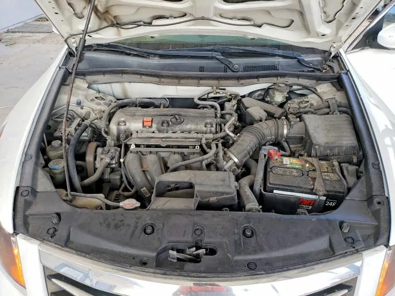 2011 HONDA ACCORD LX  