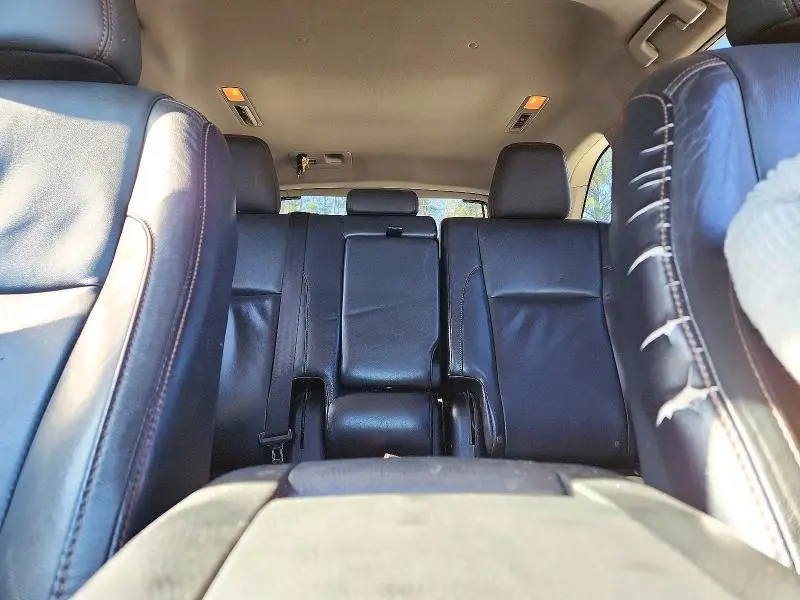 2014 TOYOTA HIGHLANDER XLE  
