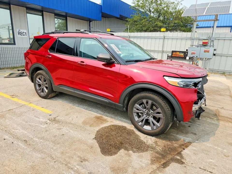 2021 FORD EXPLORER XLT  