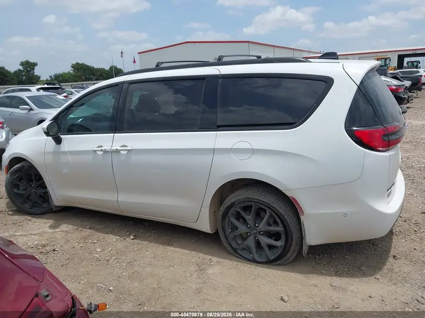 2023 CHRYSLER PACIFICA TOURING L AWD
