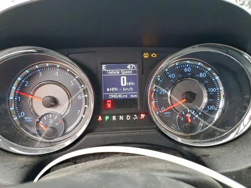 2011 CHRYSLER TOWN & COUNTRY TOURING L  