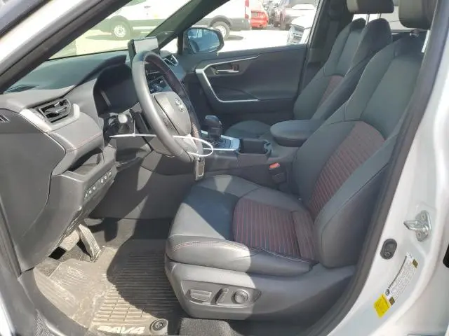 2025 TOYOTA RAV4 XSE  