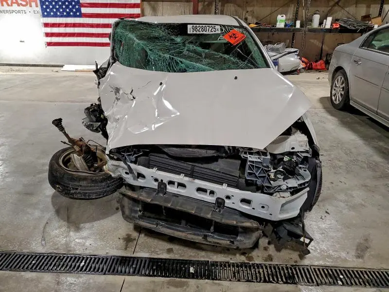 2016 FORD FOCUS TITANIUM  