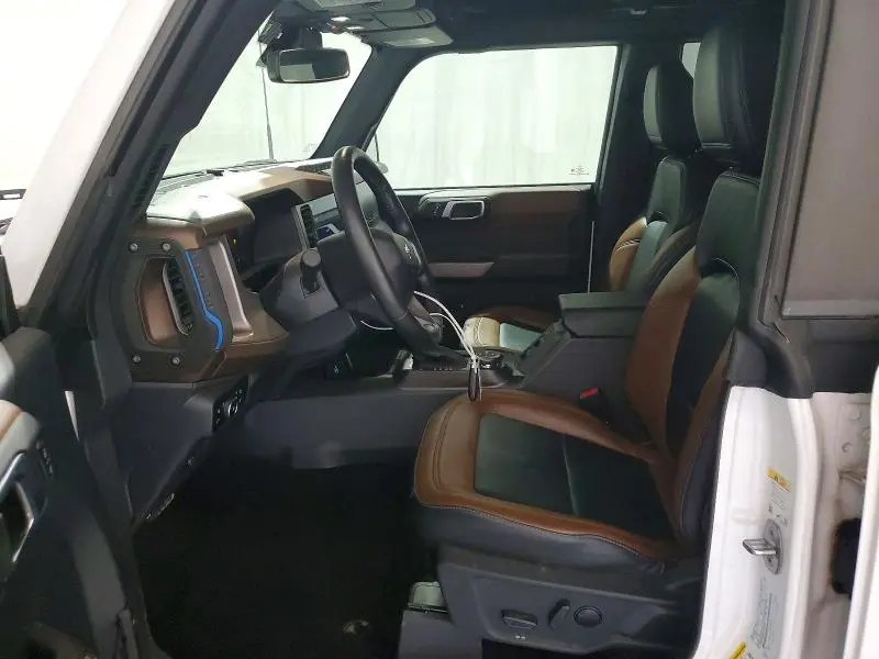 2023 FORD BRONCO BASE  