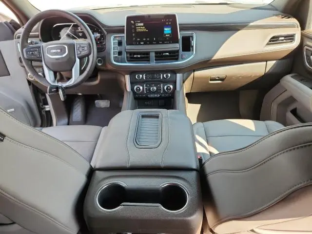 2024 GMC YUKON XL K1500 SLT  