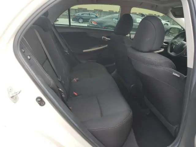 2013 TOYOTA COROLLA BASE  