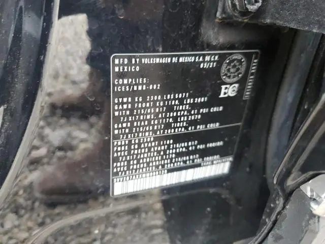 2021 VOLKSWAGEN TIGUAN SE  