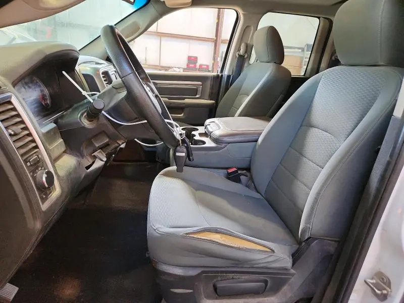 2015 RAM 1500 SLT  