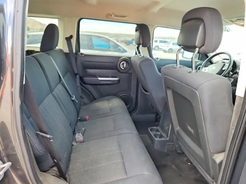 2011 DODGE NITRO SXT  