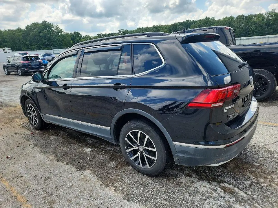 2021 VOLKSWAGEN TIGUAN SE  