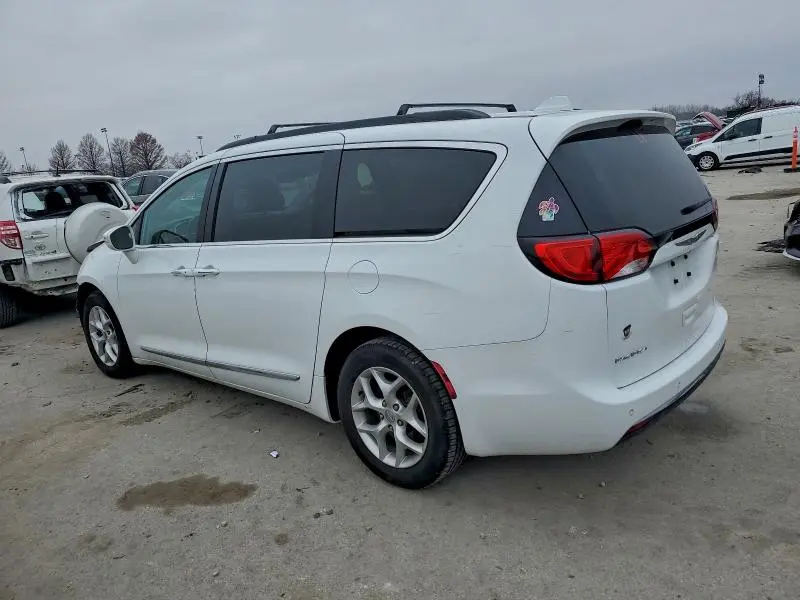 2017 CHRYSLER PACIFICA TOURING L  