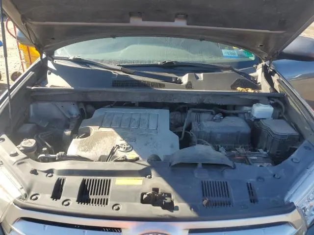 2011 TOYOTA HIGHLANDER BASE  