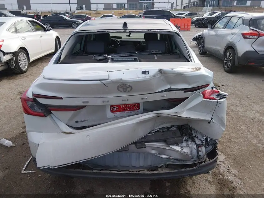 2025 TOYOTA CAMRY XLE