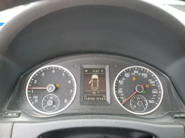 2014 VOLKSWAGEN TIGUAN S  