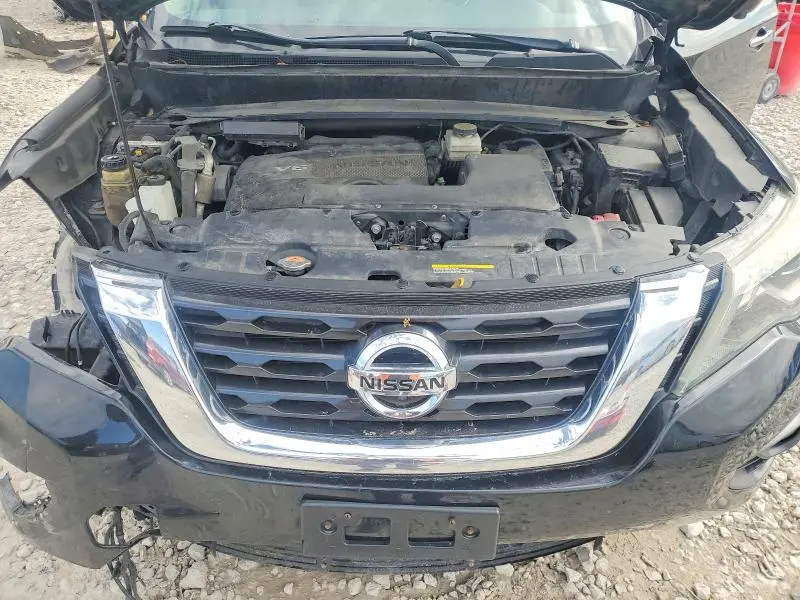 2018 NISSAN PATHFINDER SL  