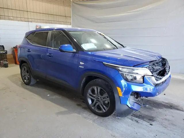 2022 KIA SELTOS LX  