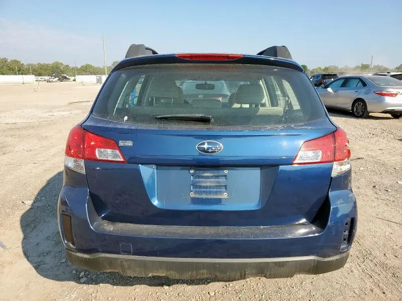 2010 SUBARU OUTBACK 2.5I  