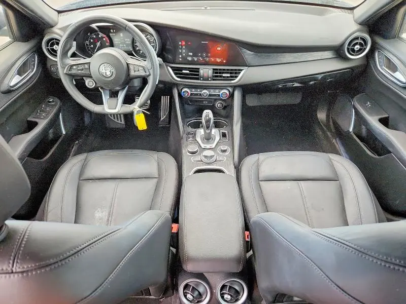 2022 ALFA ROMEO GIULIA   