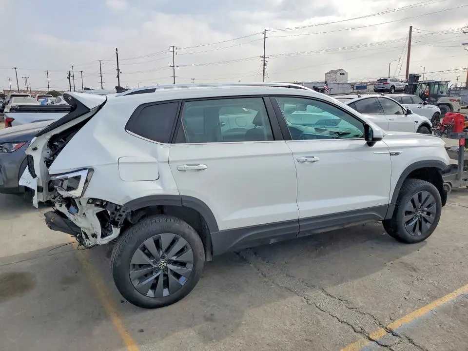 2022 VOLKSWAGEN TAOS SE  