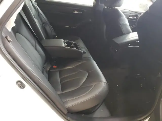 2021 TOYOTA AVALON XLE  