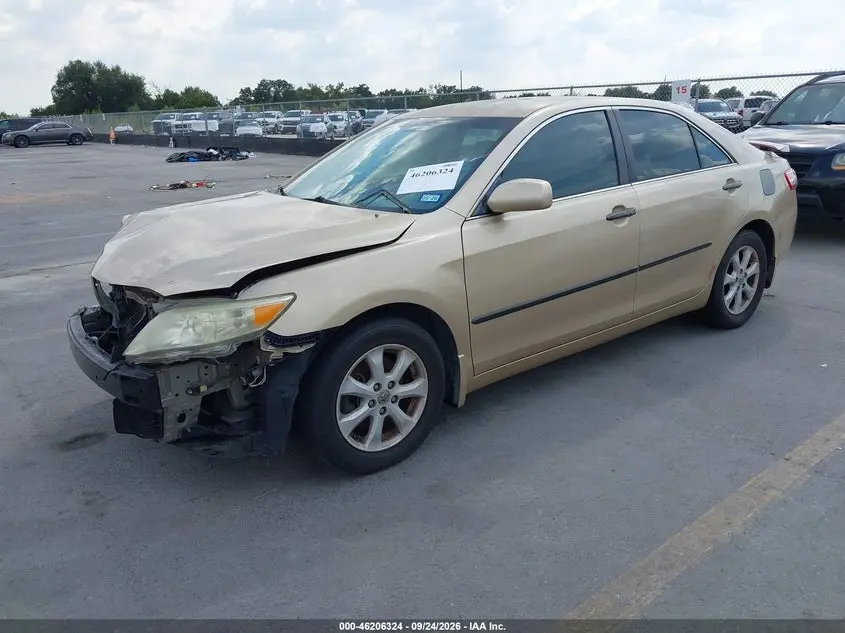 2011 TOYOTA CAMRY LE