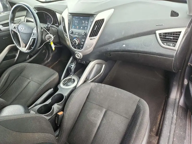 2017 HYUNDAI VELOSTER BASE  