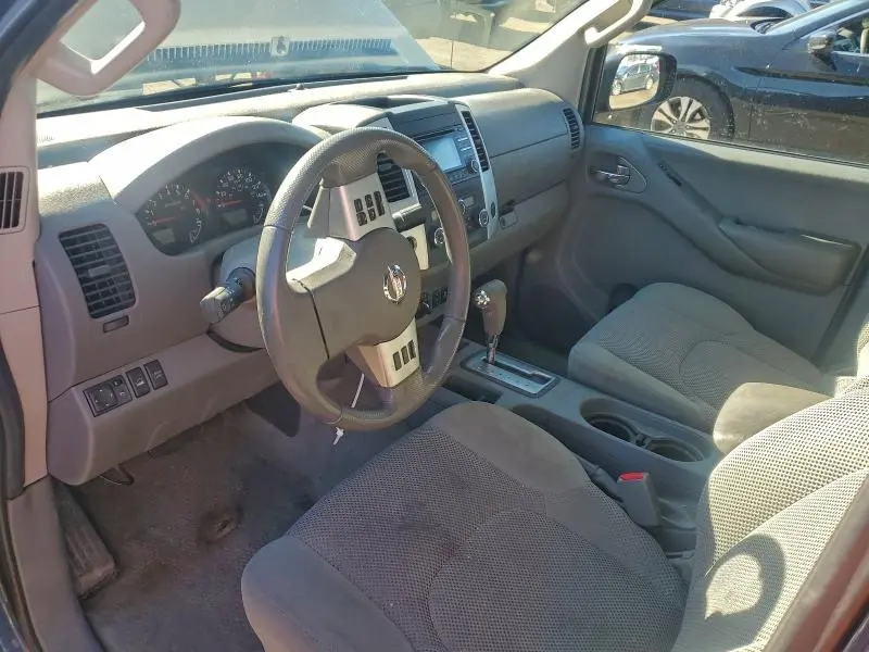 2014 NISSAN FRONTIER S  