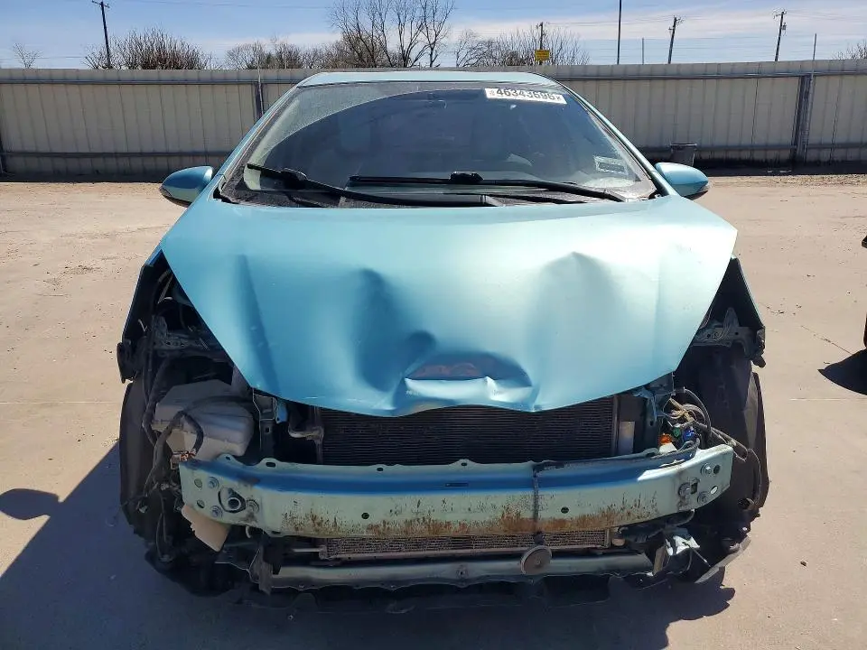 2013 TOYOTA PRIUS C ONE  