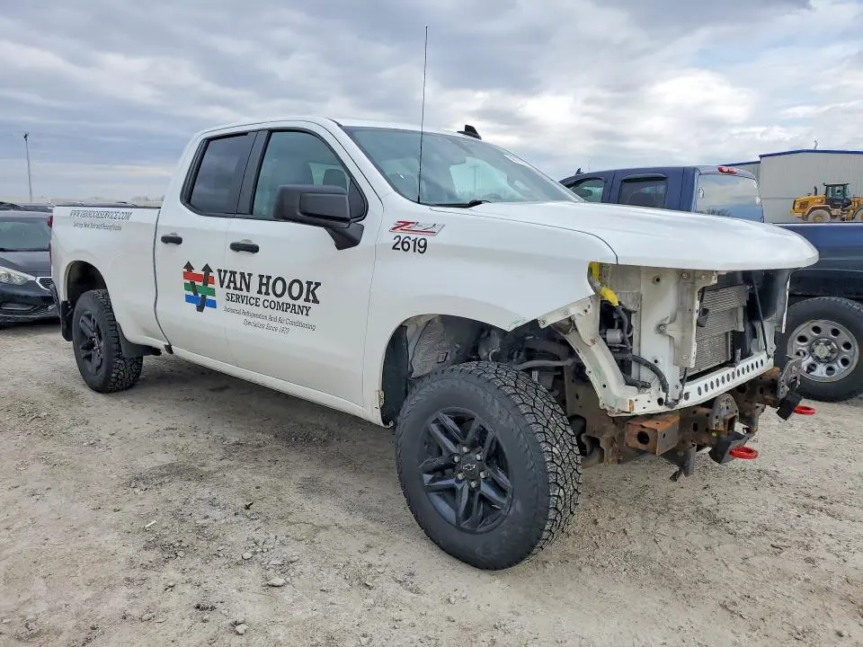 2019 CHEVROLET SILVERADO K1500 TRAIL BOSS CUSTOM  