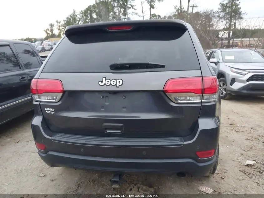 2018 JEEP GRAND CHEROKEE LAREDO E 4X2