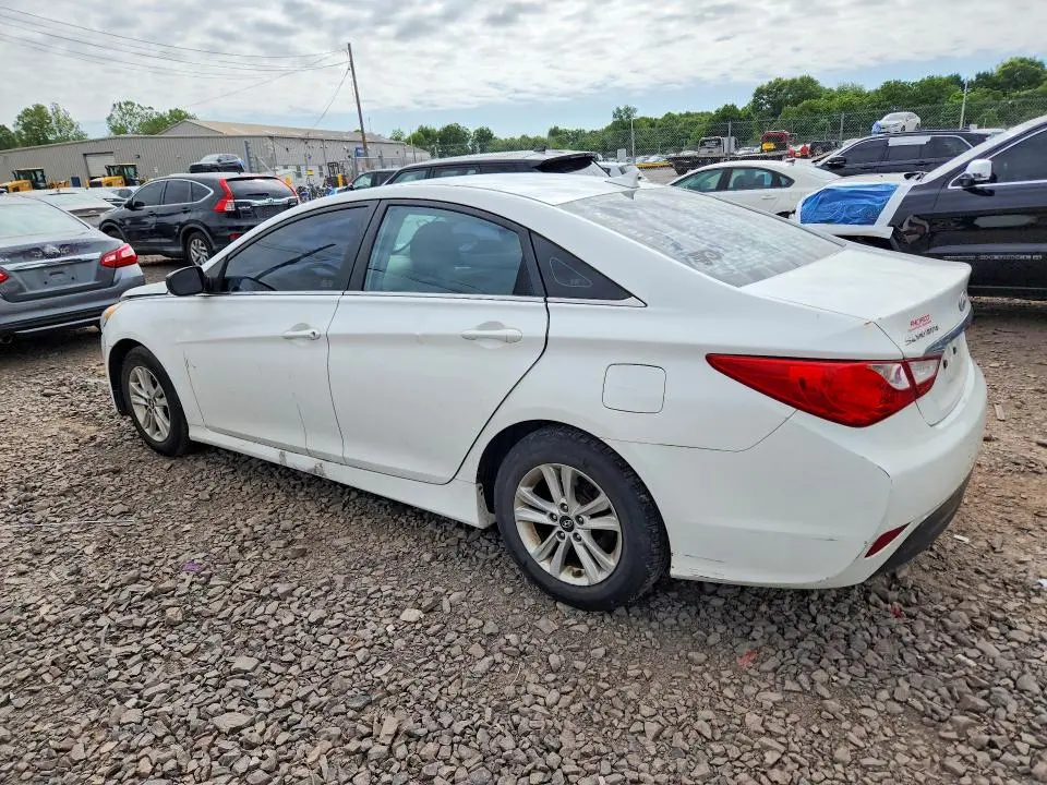 2014 HYUNDAI SONATA GLS  