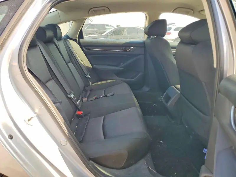 2019 HONDA ACCORD LX  