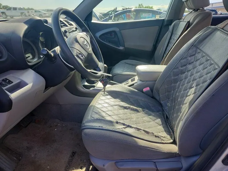 2011 TOYOTA RAV4 BASE  