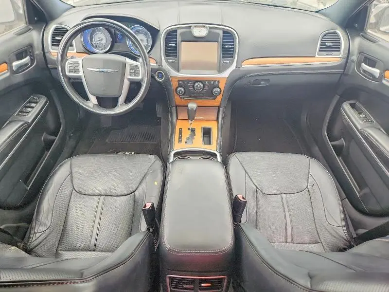 2012 CHRYSLER 300C LUXURY  