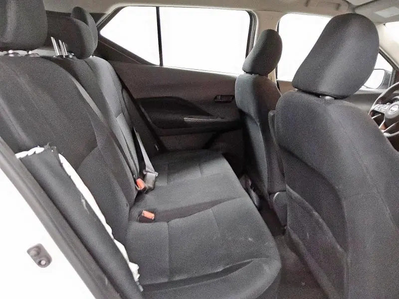 2023 NISSAN KICKS S