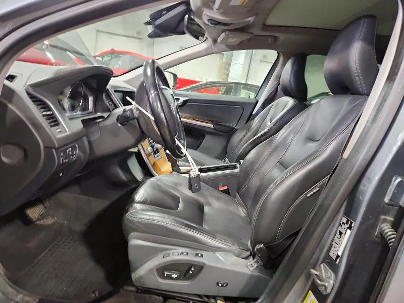 2017 VOLVO XC60 T6 INSCRIPTION  