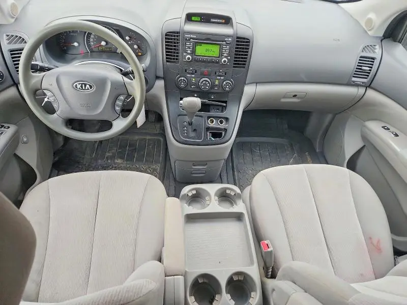 2012 KIA SEDONA LX  