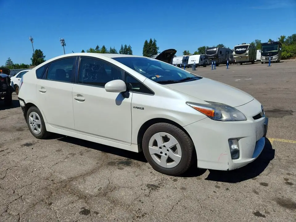 2010 TOYOTA PRIUS II  
