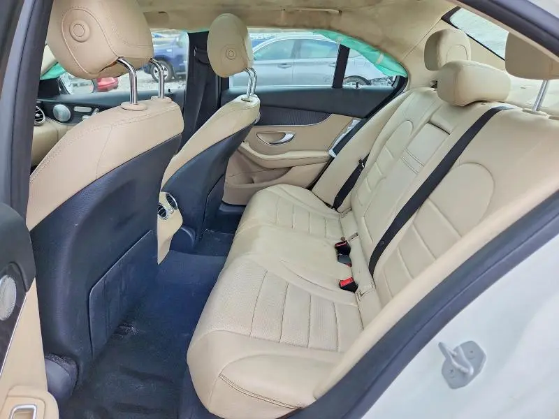 2016 MERCEDES-BENZ C 300  