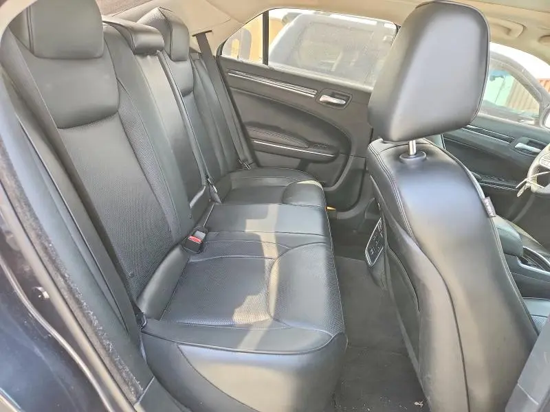 2017 CHRYSLER 300C   
