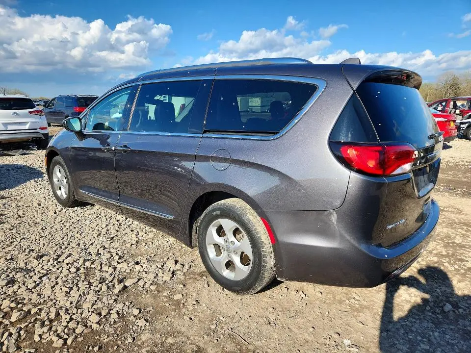 2017 CHRYSLER PACIFICA TOURING L PLUS  