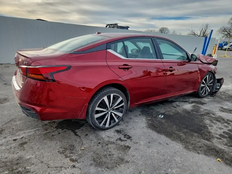 2020 NISSAN ALTIMA SR  