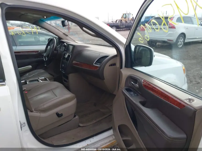 2012 CHRYSLER TOWN & COUNTRY TOURING