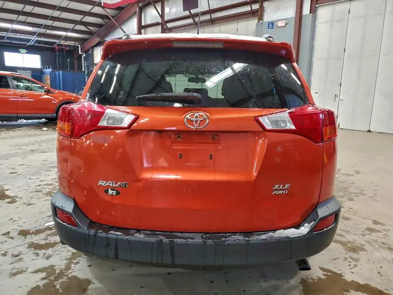 2015 TOYOTA RAV4 XLE  