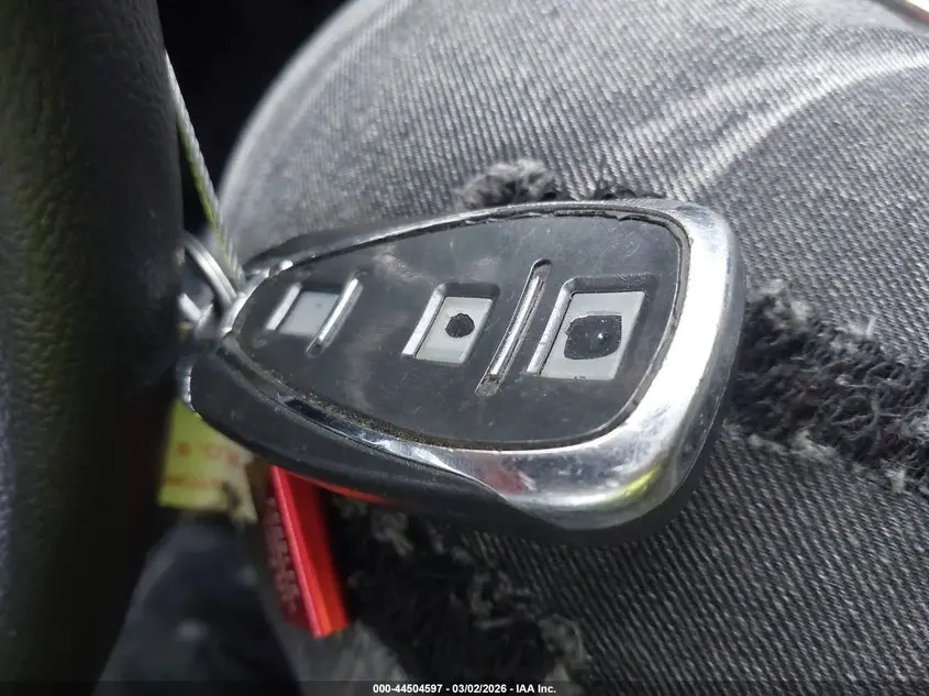 2020 CHEVROLET TRAVERSE FWD LS