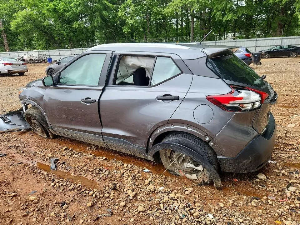 2018 NISSAN KICKS S  