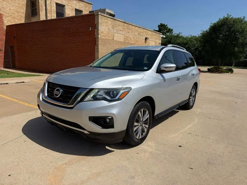 2018 NISSAN PATHFINDER SV  